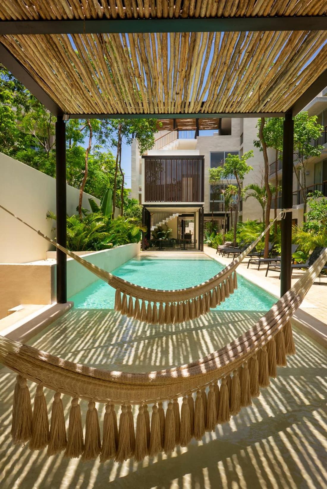 Premium Studio with Private Rooftop Pool Near Calle 7