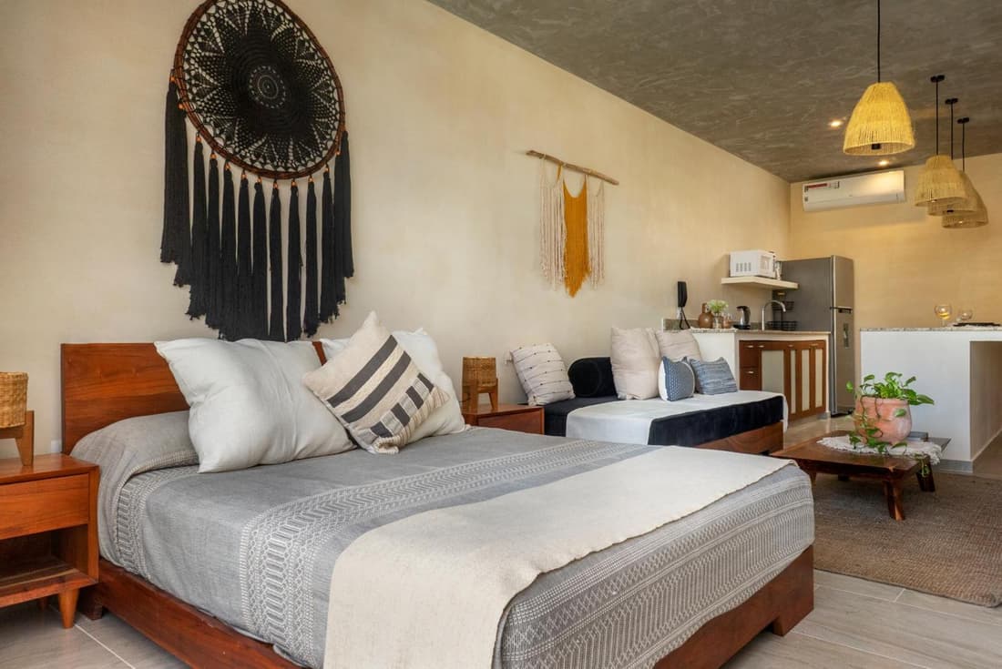 Premium Studio with Private Rooftop Pool Near Calle 7