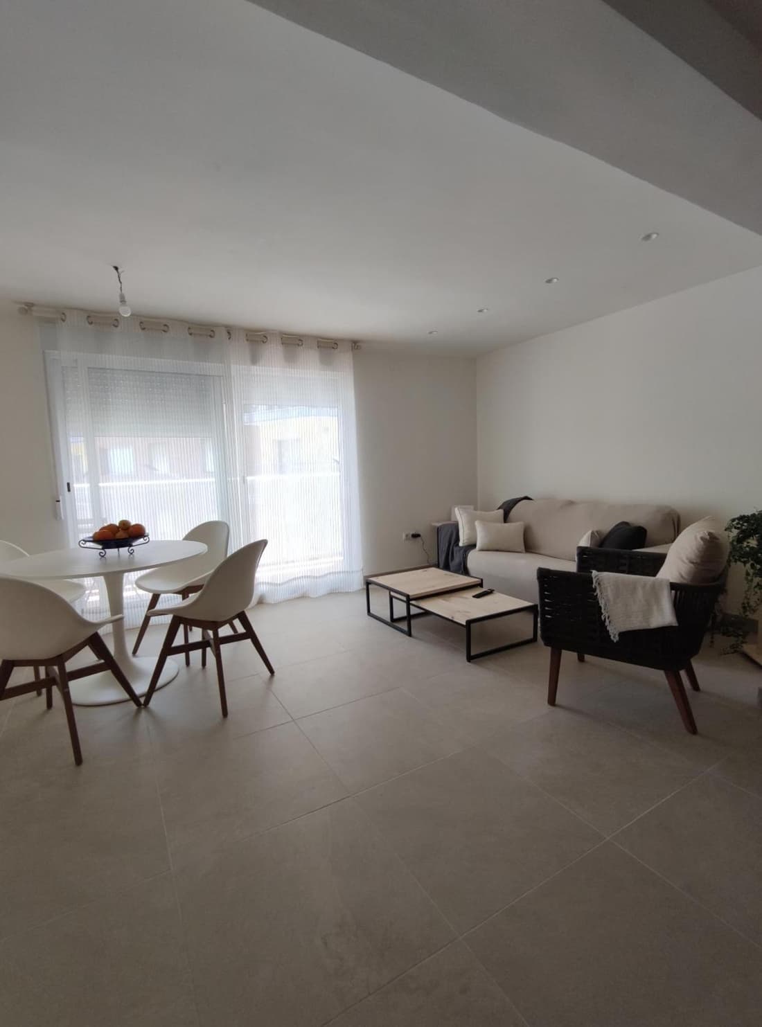 Precioso apartamento de 2 habitaciones recién reformado en Benidorm