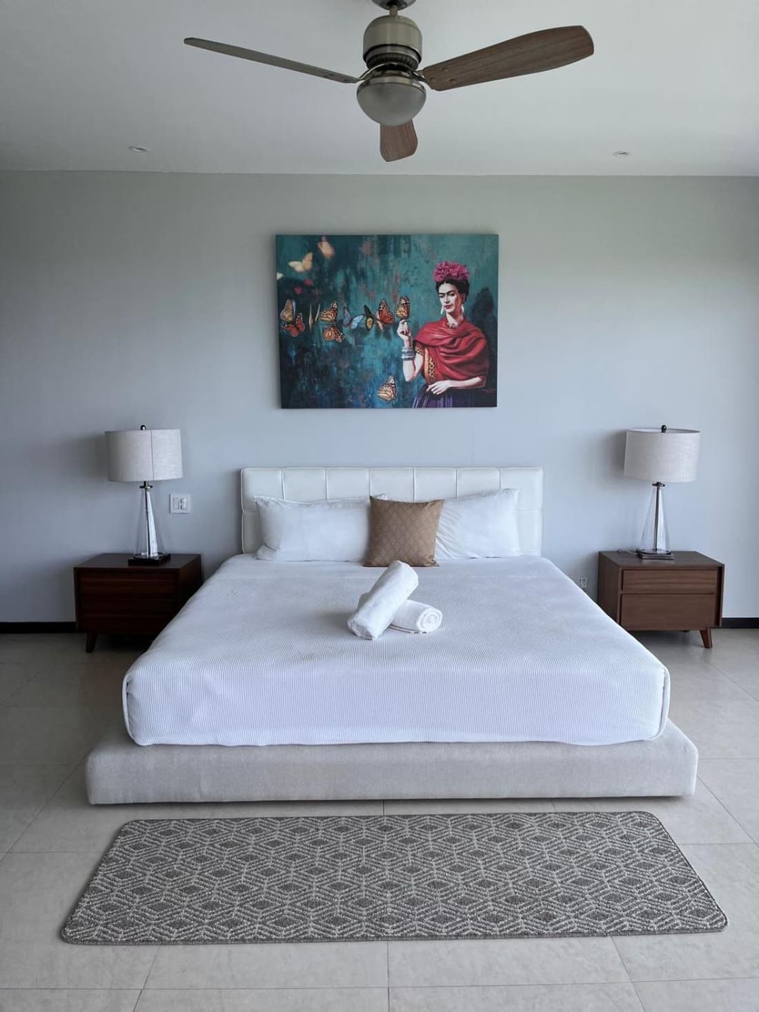Beach, pool 3BR Apartment - 8 guests