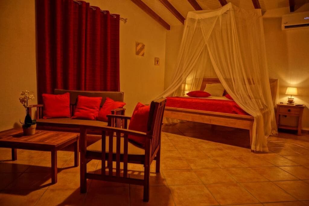 TI COIN RELAX bungalow vue mer piscine privée