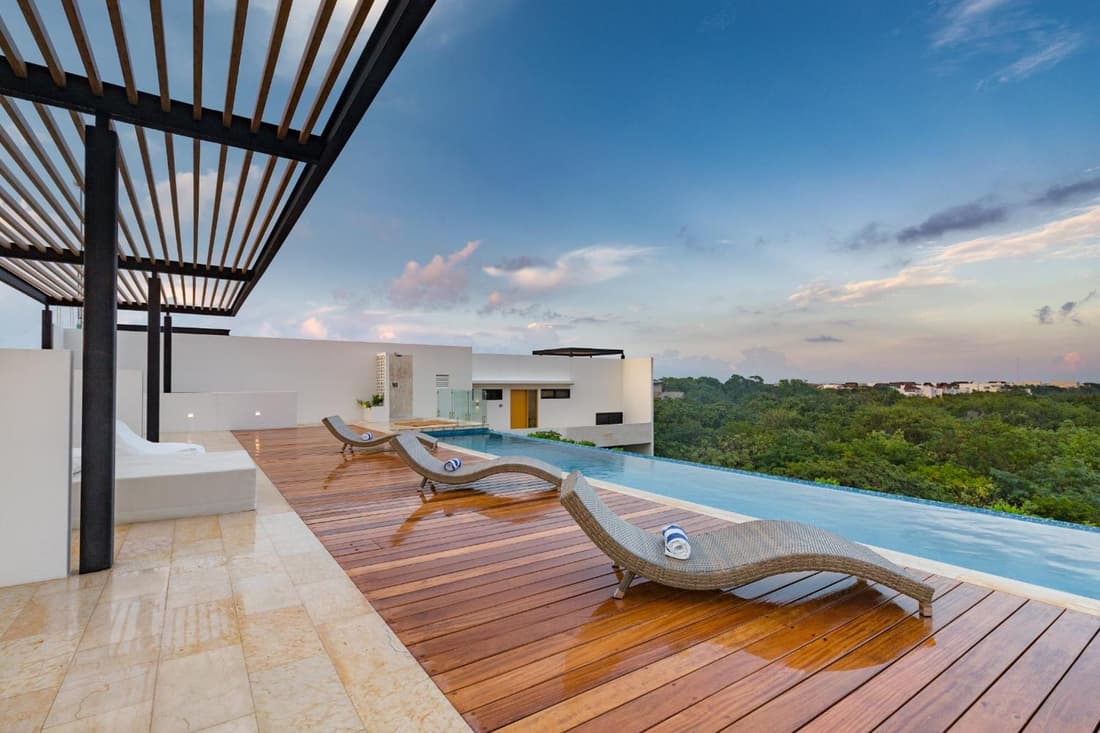 Infinity Suites