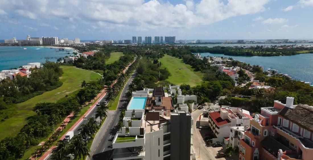 Elegant apartment well located in the hotel zone of Cancun