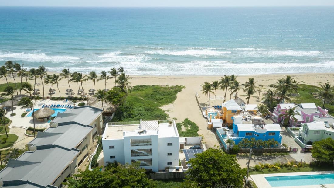 Amazing Ocean Front - 2 bedroom Apartment (117 sq meters)
