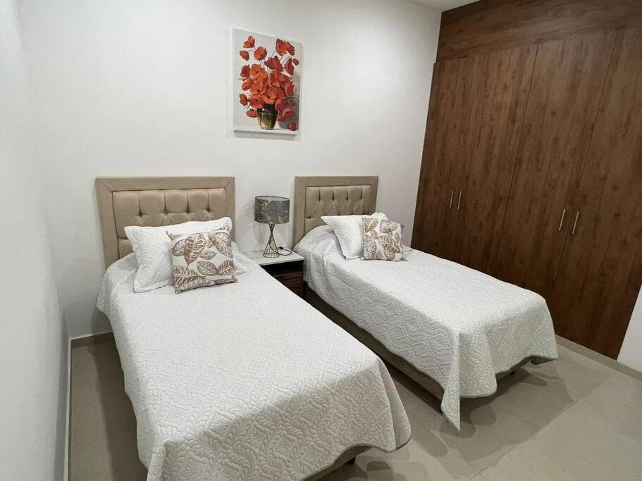 New & beautiful apartment GF with private pool