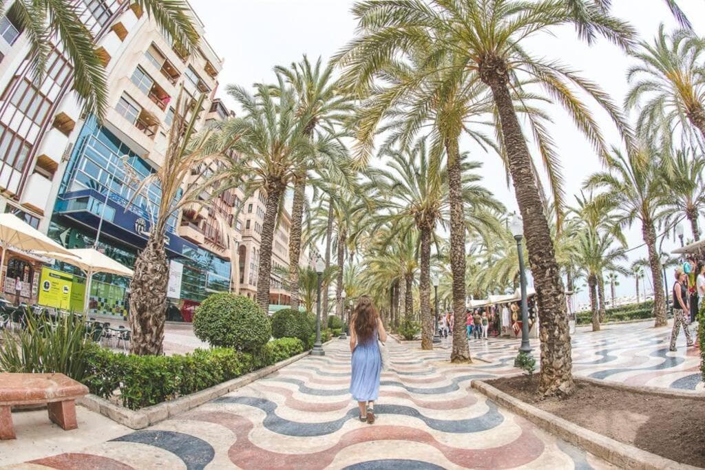 Alicante City Center Apartment