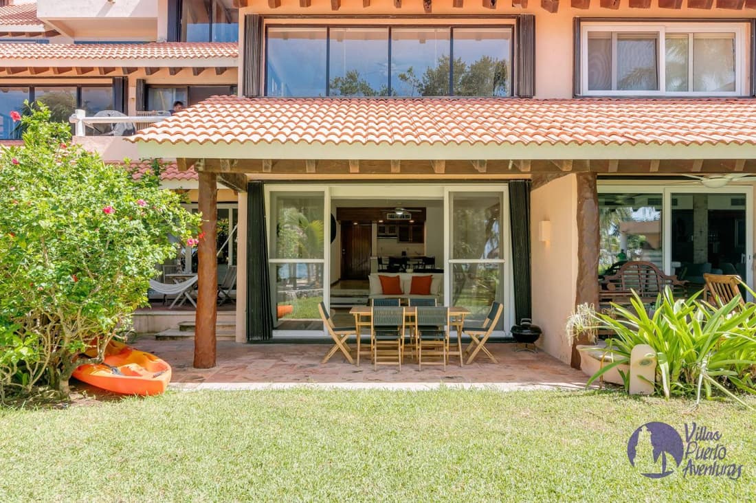 Chac Hal, Beachfront Apartment with Amenities - Chac Hal 2