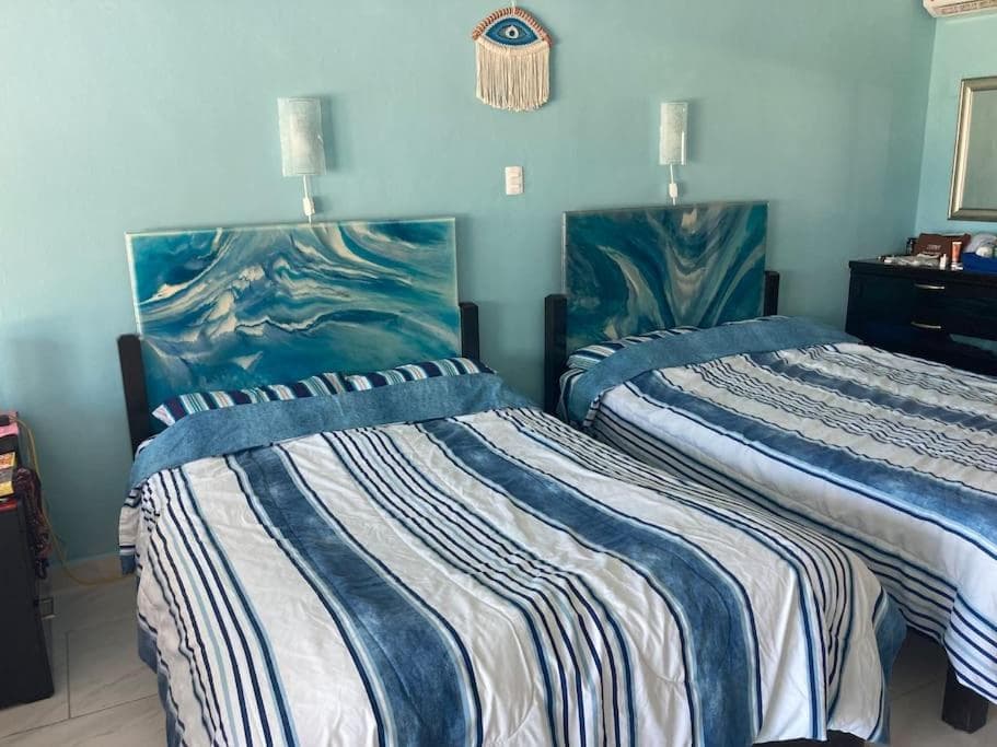 Cancun Oceanfront, Entire Apartment