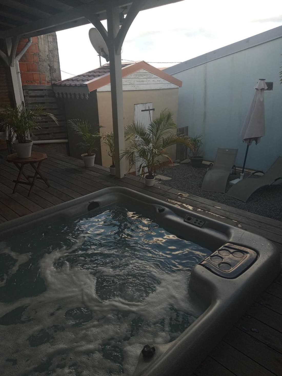 Une pause s'impose au Vauclin avec votre jacuzzi privatif pour 3 nuits minimum