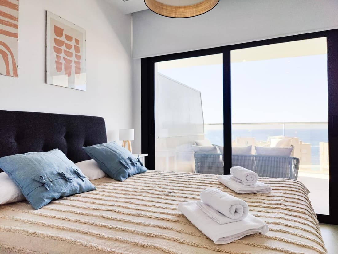 SUNSET CLIFFS sea view apartments