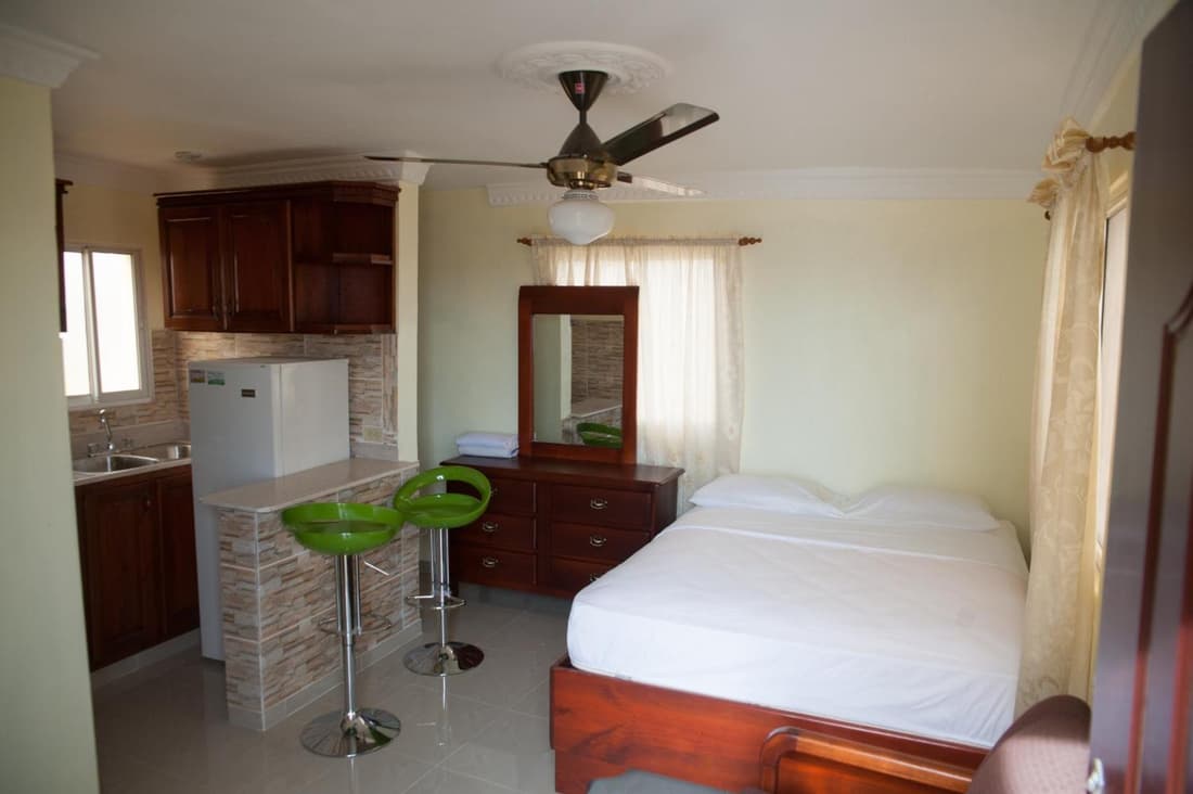 Cozy Studio with Private Kitchen 300 Mbps Wi-Fi Near SDQ Airport