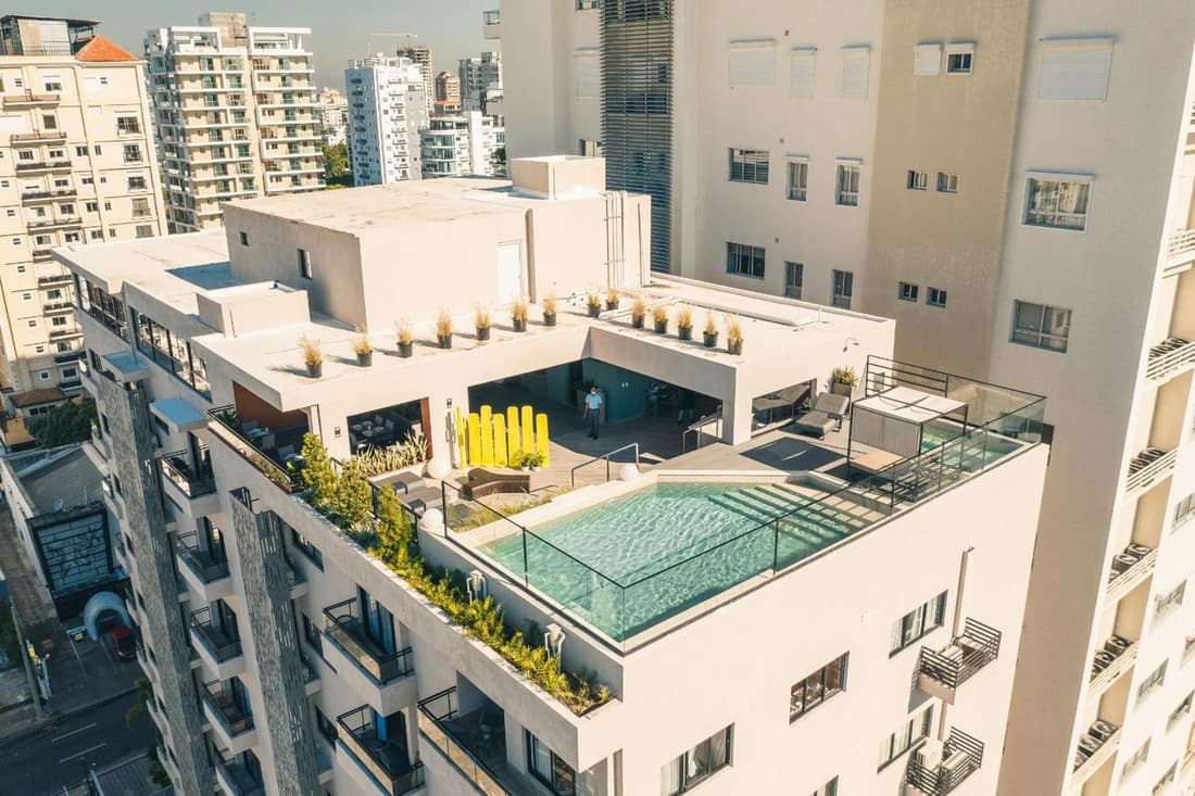 Fully Serviced Apartment at Regatta Living - 2C