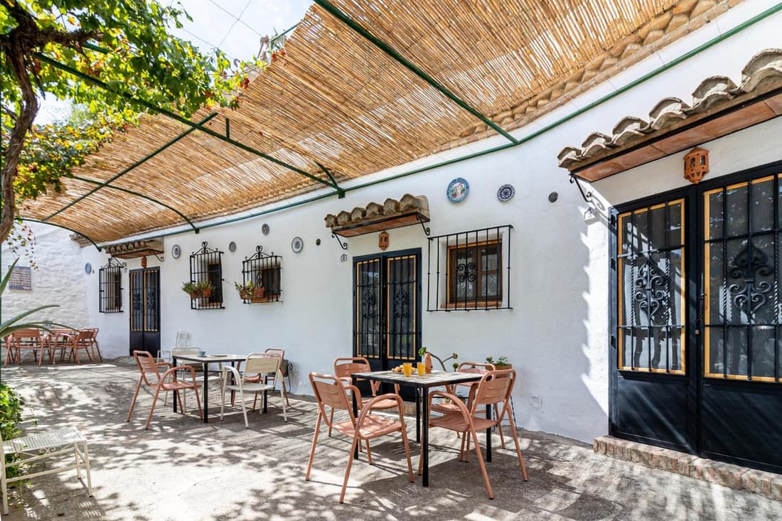 Cuevas El Abanico - VTAR vivienda turística de alojamiento rural