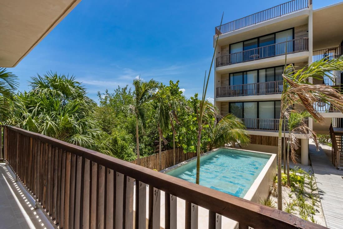 Beautiful Loft Steps From The Beach in Punta Cocos - D101