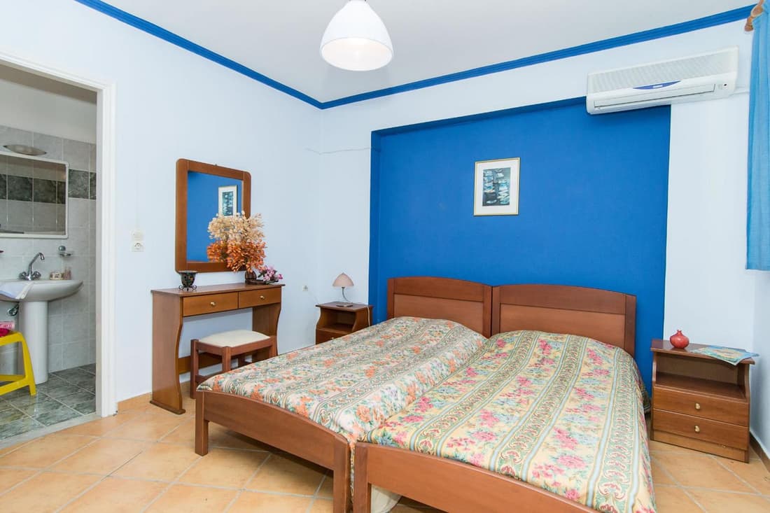 Dionysia's Apartments