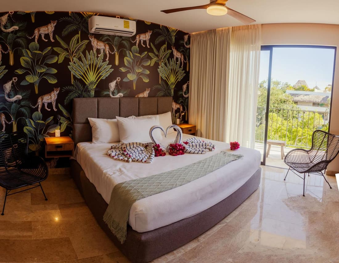 2BR with Fast WiFi BIKES, Rooftop, Pool, and Gym