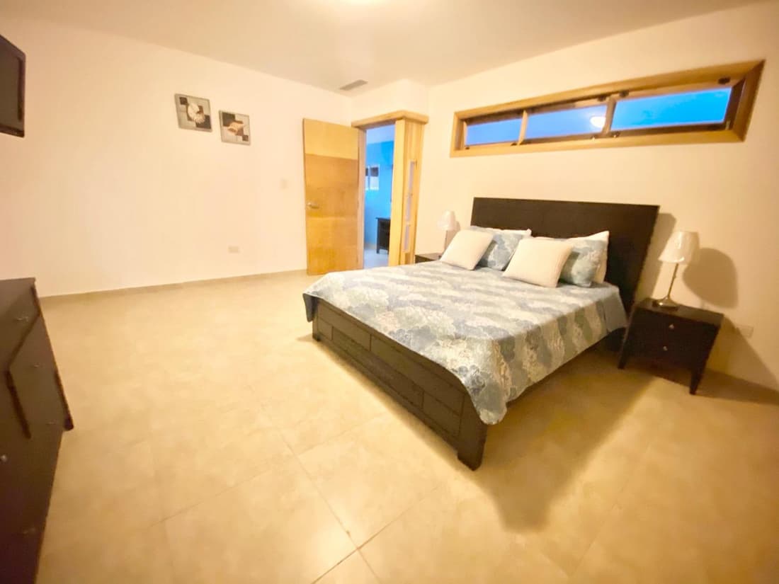 703 Marbella 2 bedrooms Beachfront Beautiful Apartment