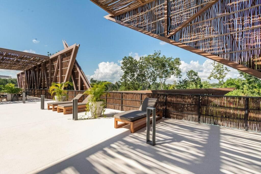 Exclusive studio in a gated community by CASA PARAISO