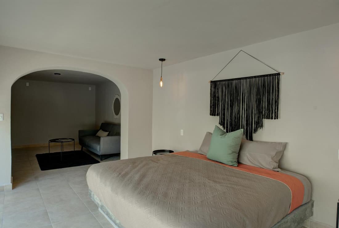 5BR Beautiful home in downtown Cancun, 10min beach