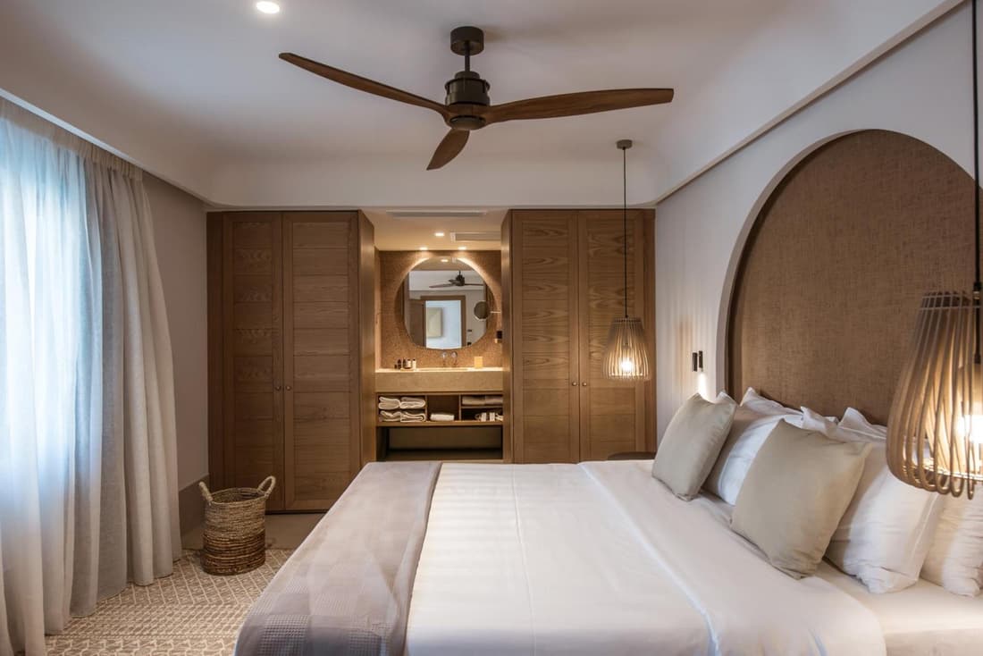 Paralos Venus Suites Adults Only