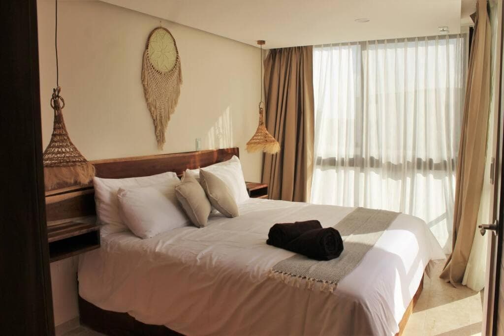 The Waves 307 classy PH with private pool