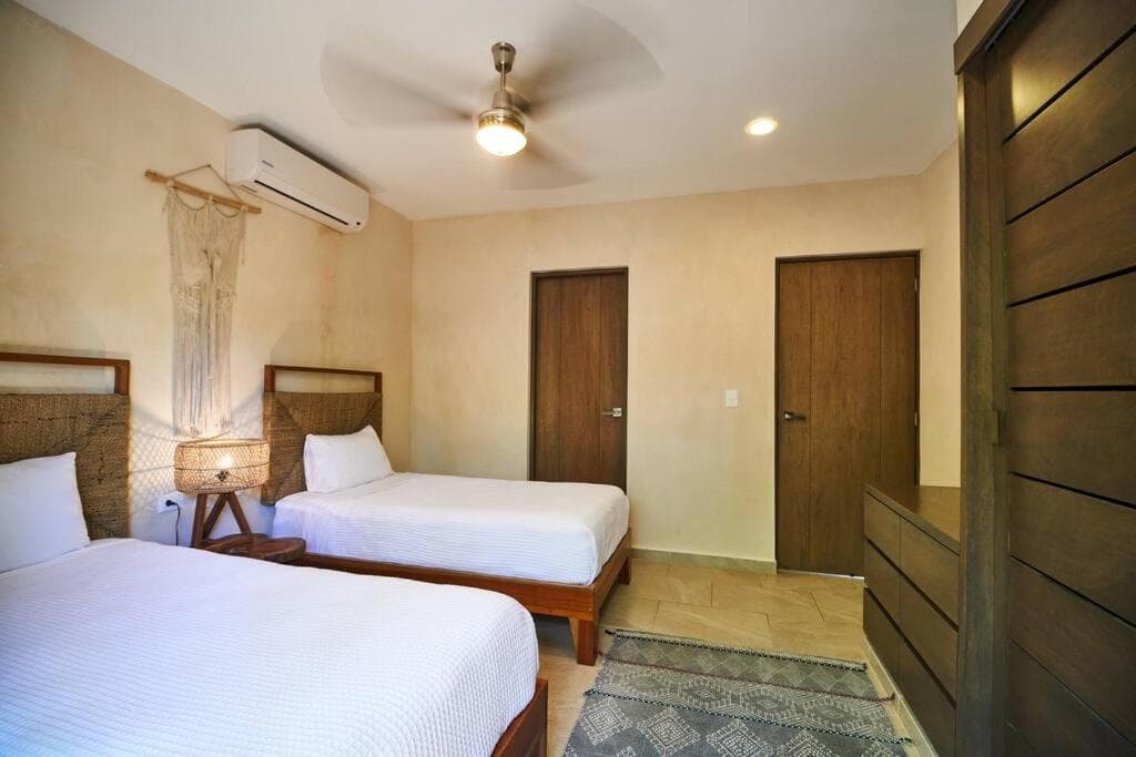 Carmela 101 Comfy&Cozy 2BR APT with BEST LOCATION