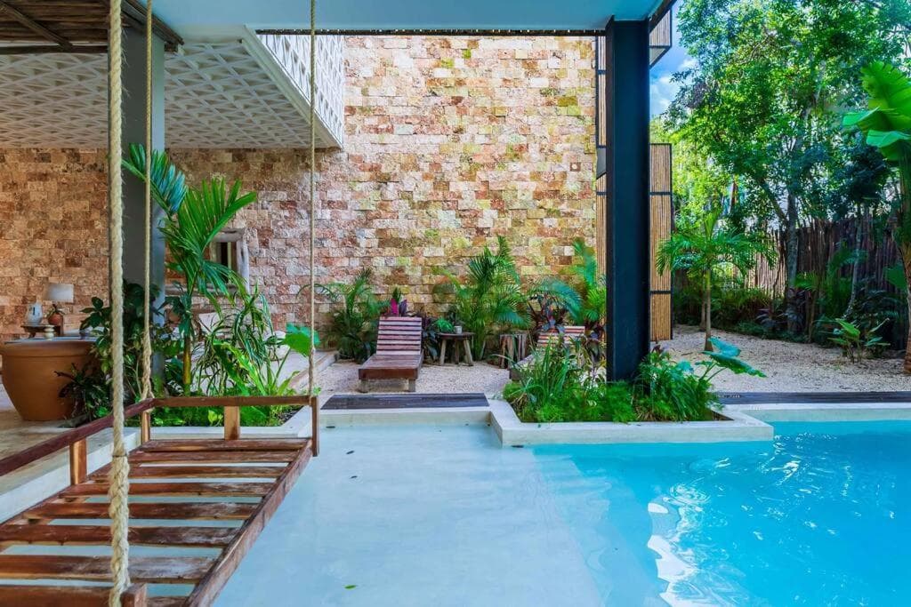 VISCOUNT III MANOR TULUM By SANDY POWERFUL