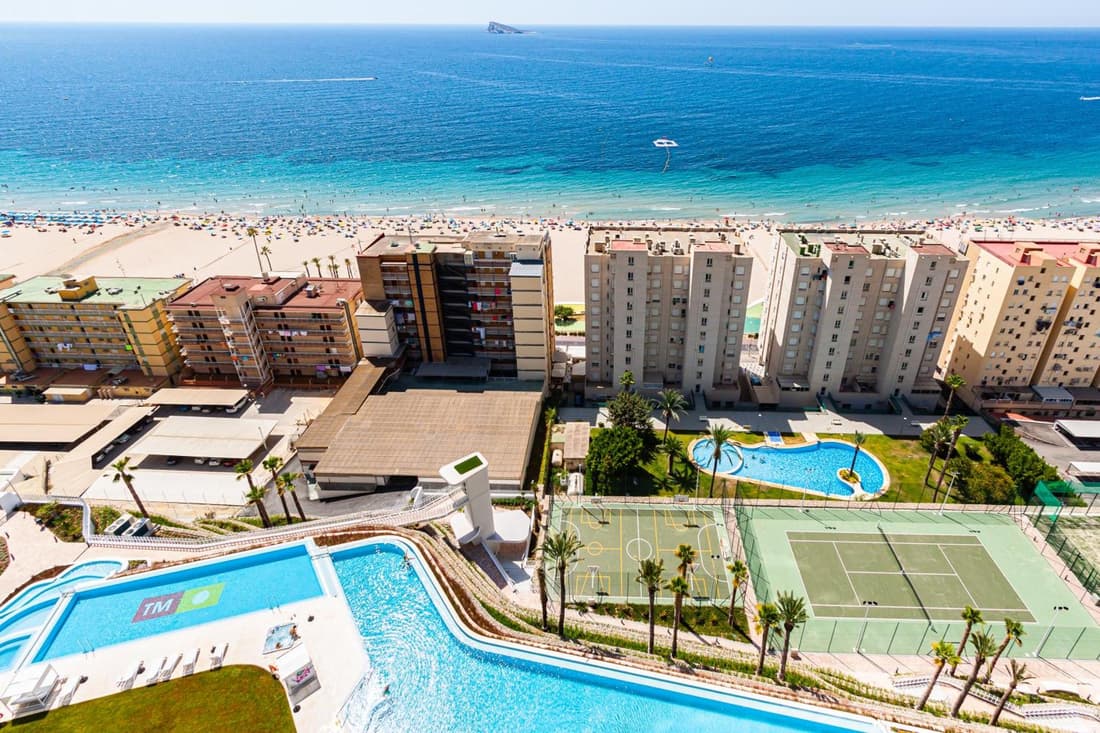 SUNSET CLIFFS sea & sky apartments