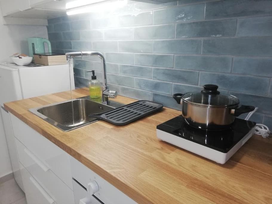BRIO luxurious urban stay in Heraklio,WiFi,ΑC
