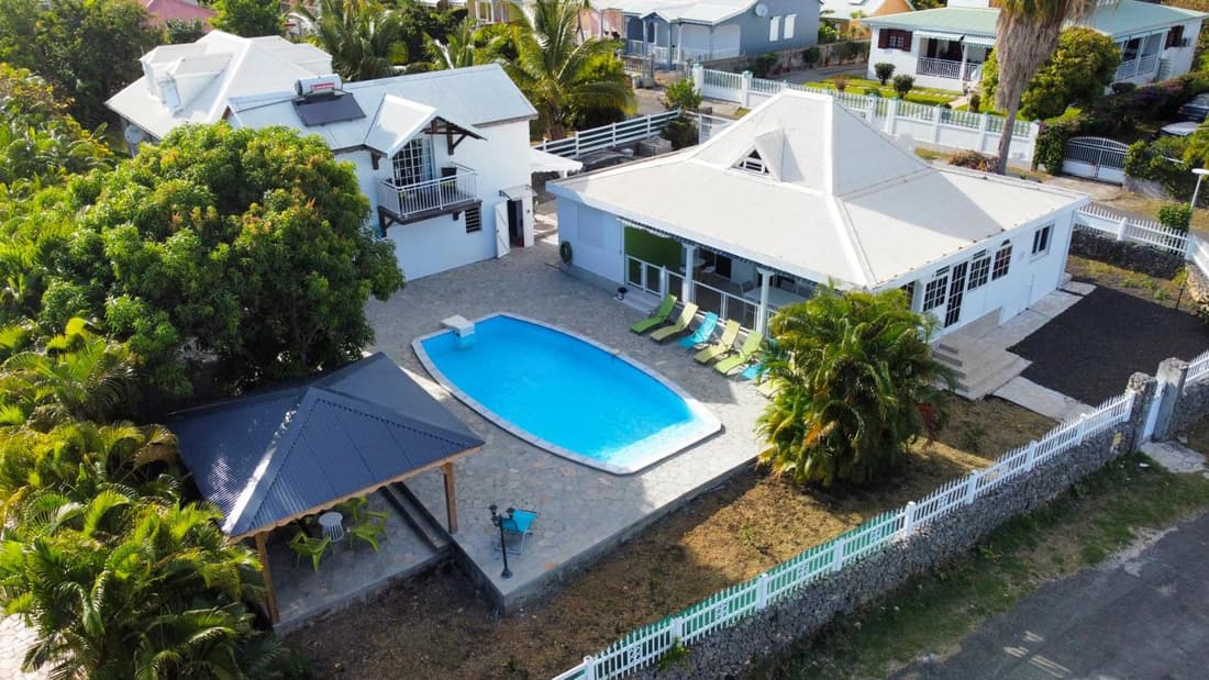 LES SAINTES SAINTE-ANNE