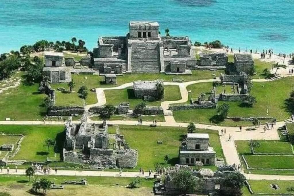 Tangerine Tulum House: Pools, Zamna, Wi-Fi, Cenote