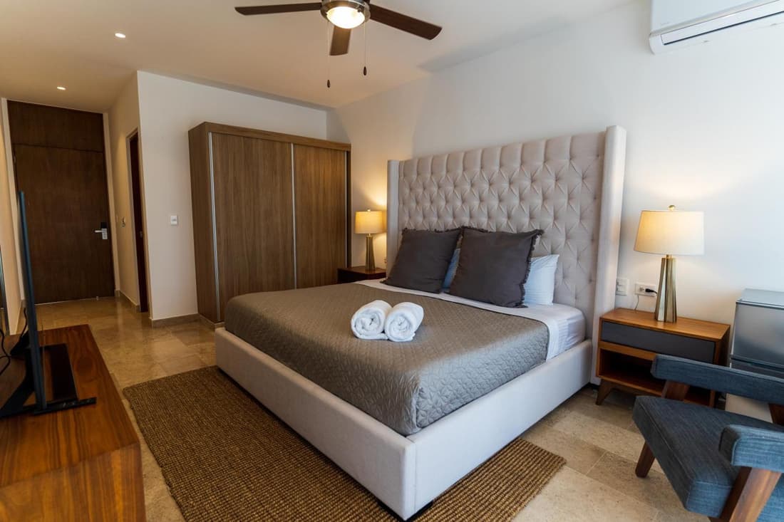 New & Equipped Apartment Steps From The Beach With Pool Jacuzzi By Yeah