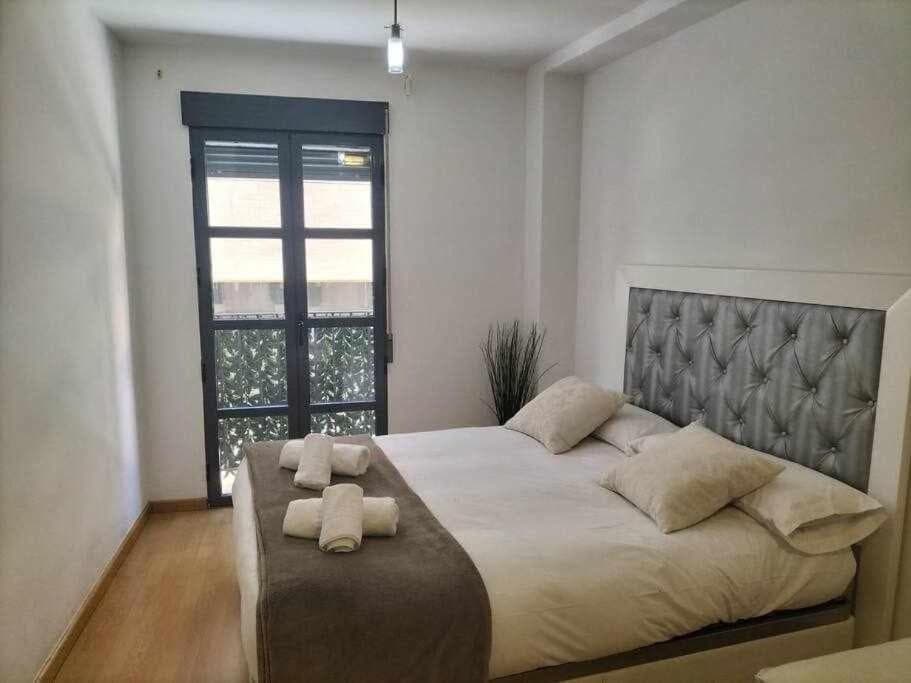 Loft Old City Couples GetAway