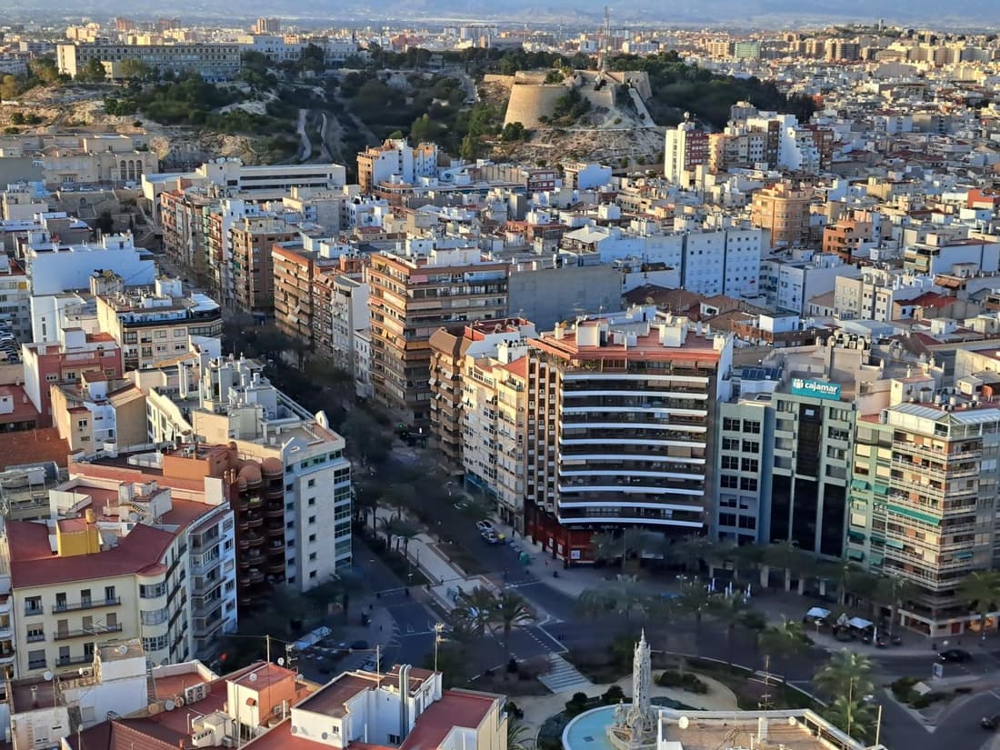 Alicante Skylights Apartments
