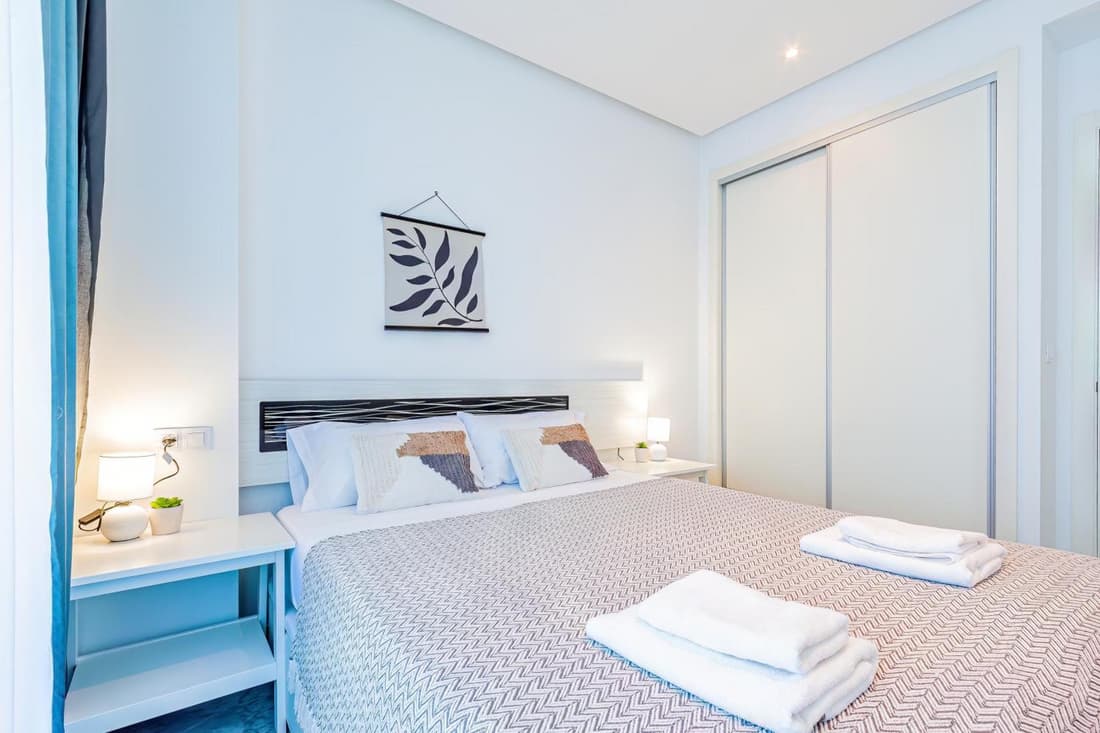 GEMELOS sea view apartment