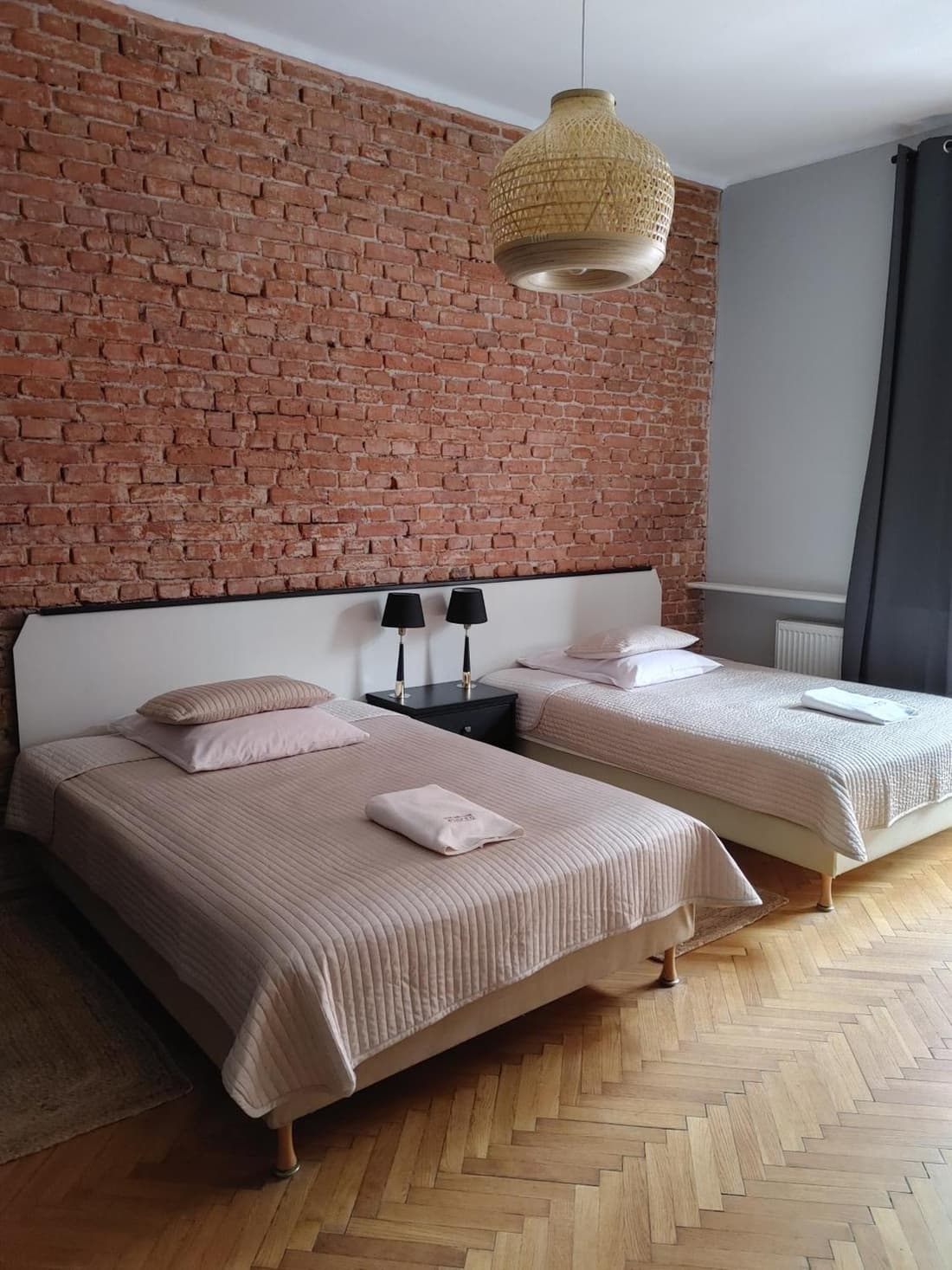 Finger Guest Rooms