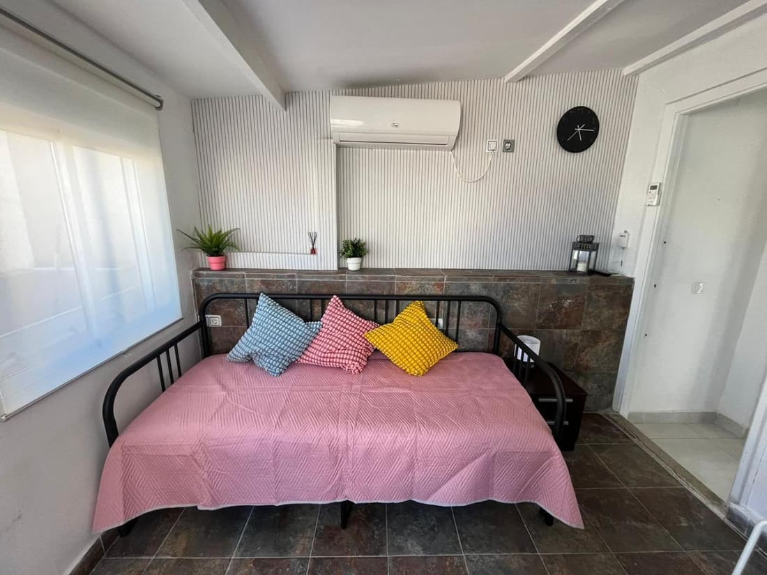 Habitacion con terraza en Alicante