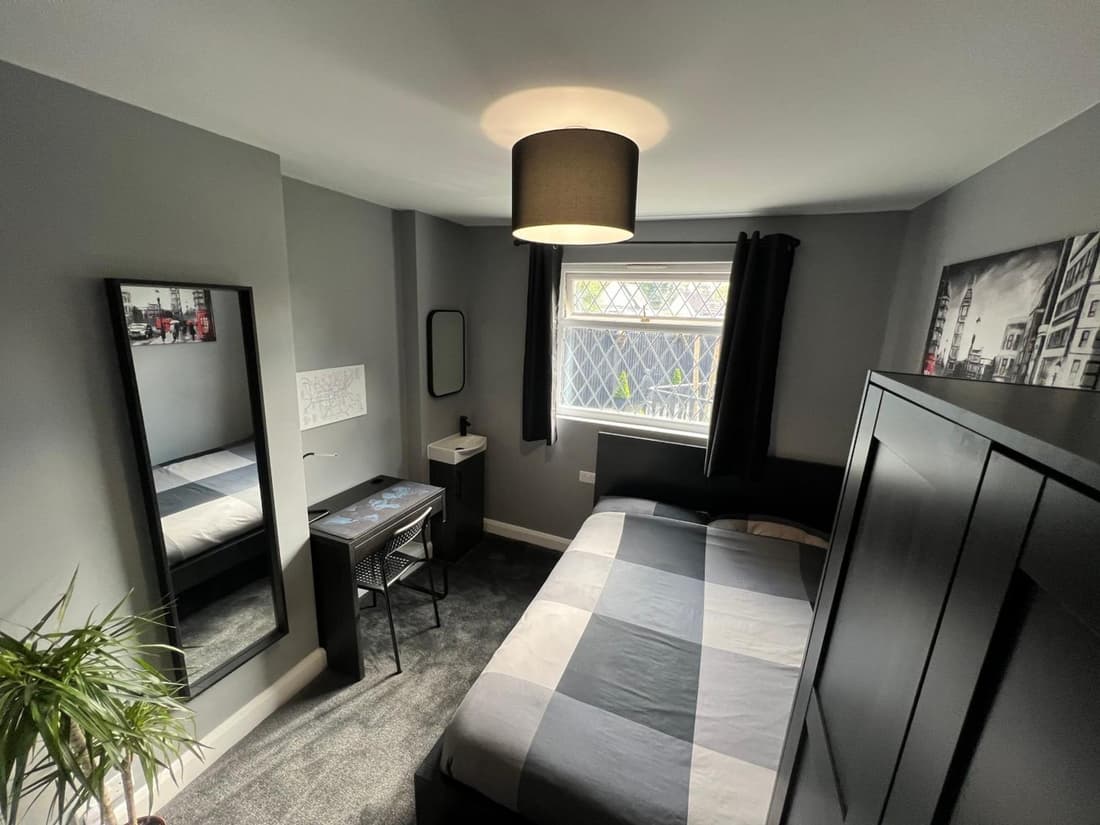 Beddington Park Lodge East