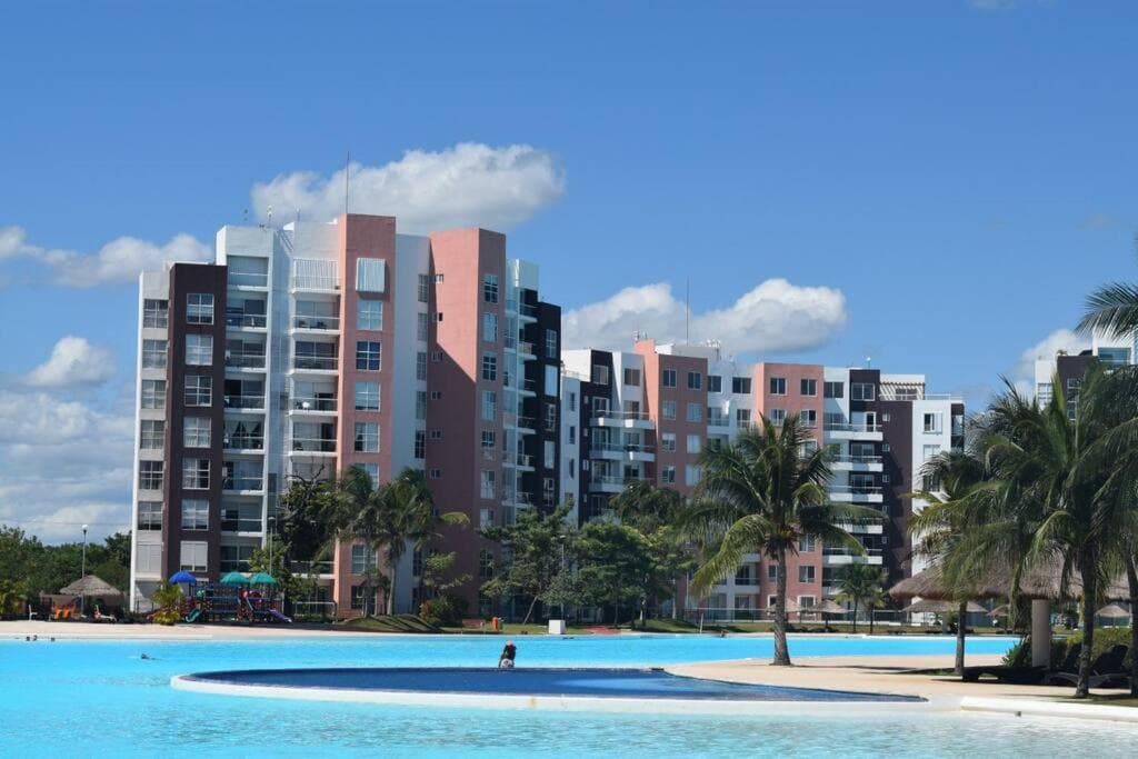 Departamento Moderno con Vista a la Laguna en Dream Lagoons