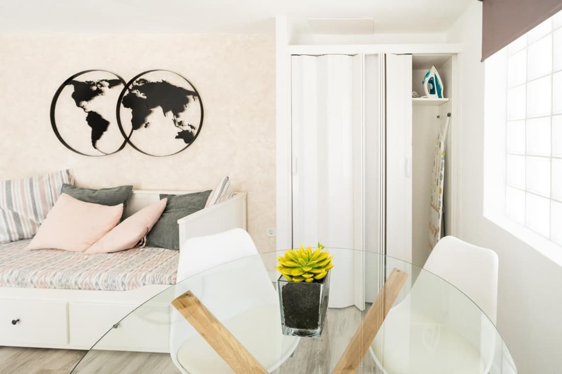 Apartamento ALMA con terreno privado y parking compartido - a 800m de Playa Poniente