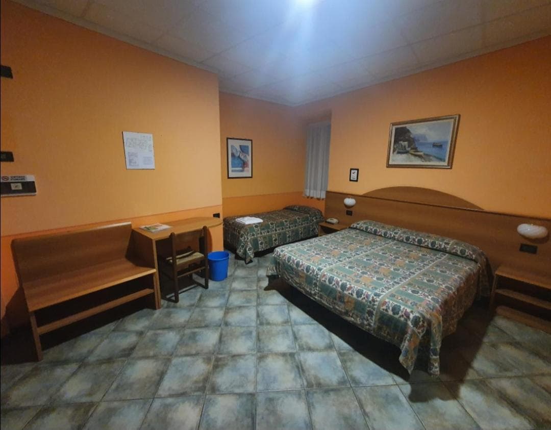 Hotel Azalea