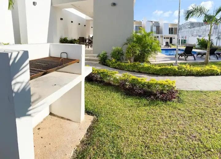 Elegante y preciosa casa con excelente ubicación