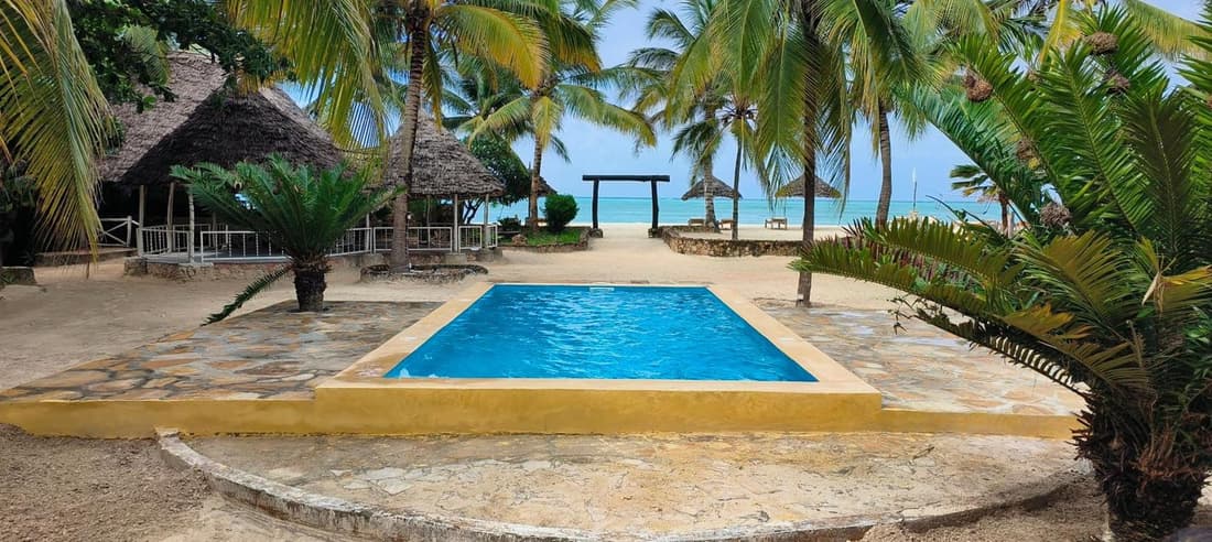 Mambo Ocean Resort
