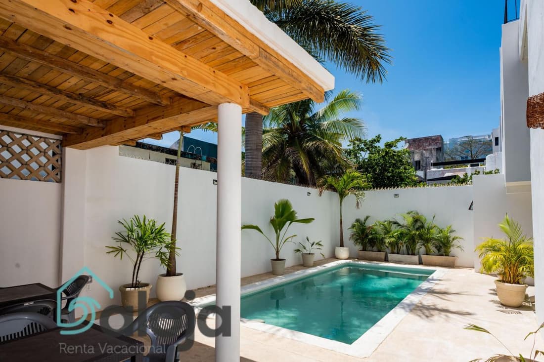 VIca Guest House Cancun - By Aloja RV