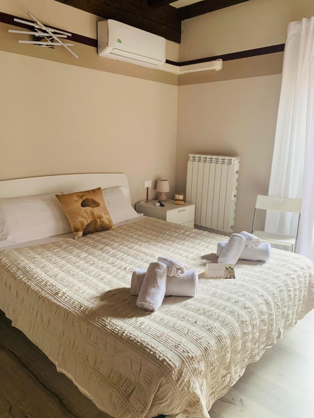 Residenza Lisy Rooms Affittacamere