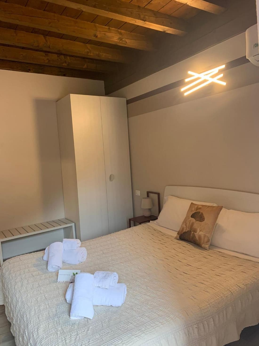 Residenza Lisy Rooms Affittacamere