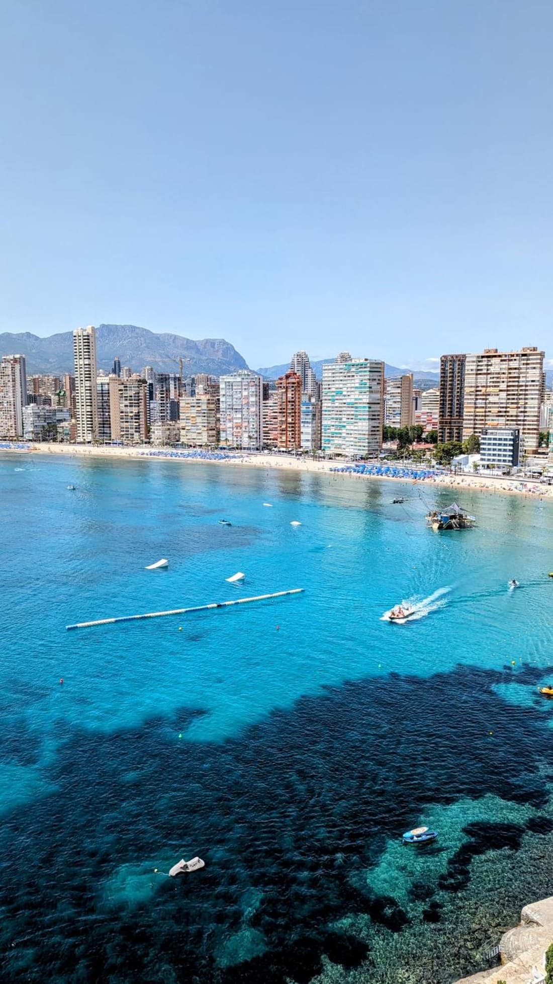 GEMELOS sea front apartment