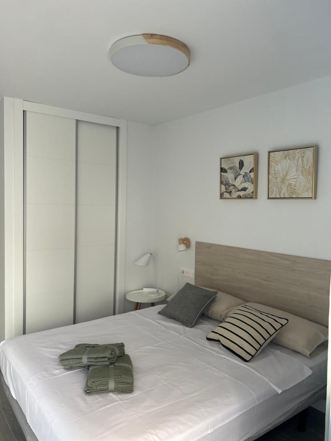 Apartamentos Bretón 17 Suite con terraza