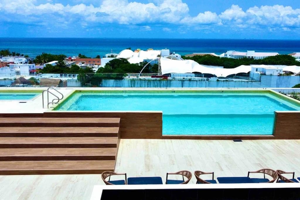 Ocean view apartment close to de beach and 5th Av