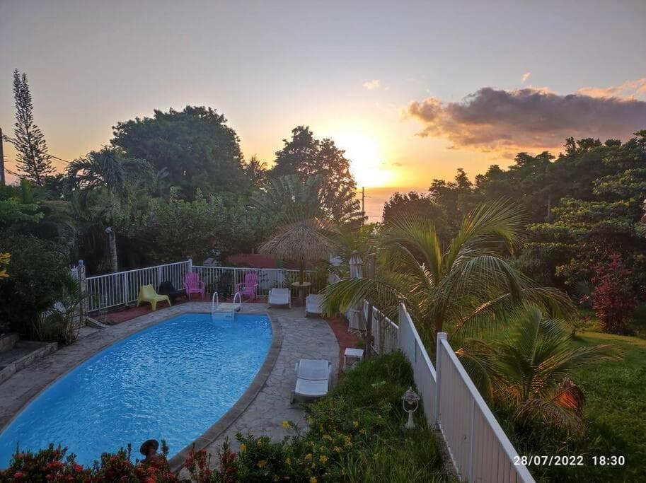 Bungalow Mabouya avec piscine